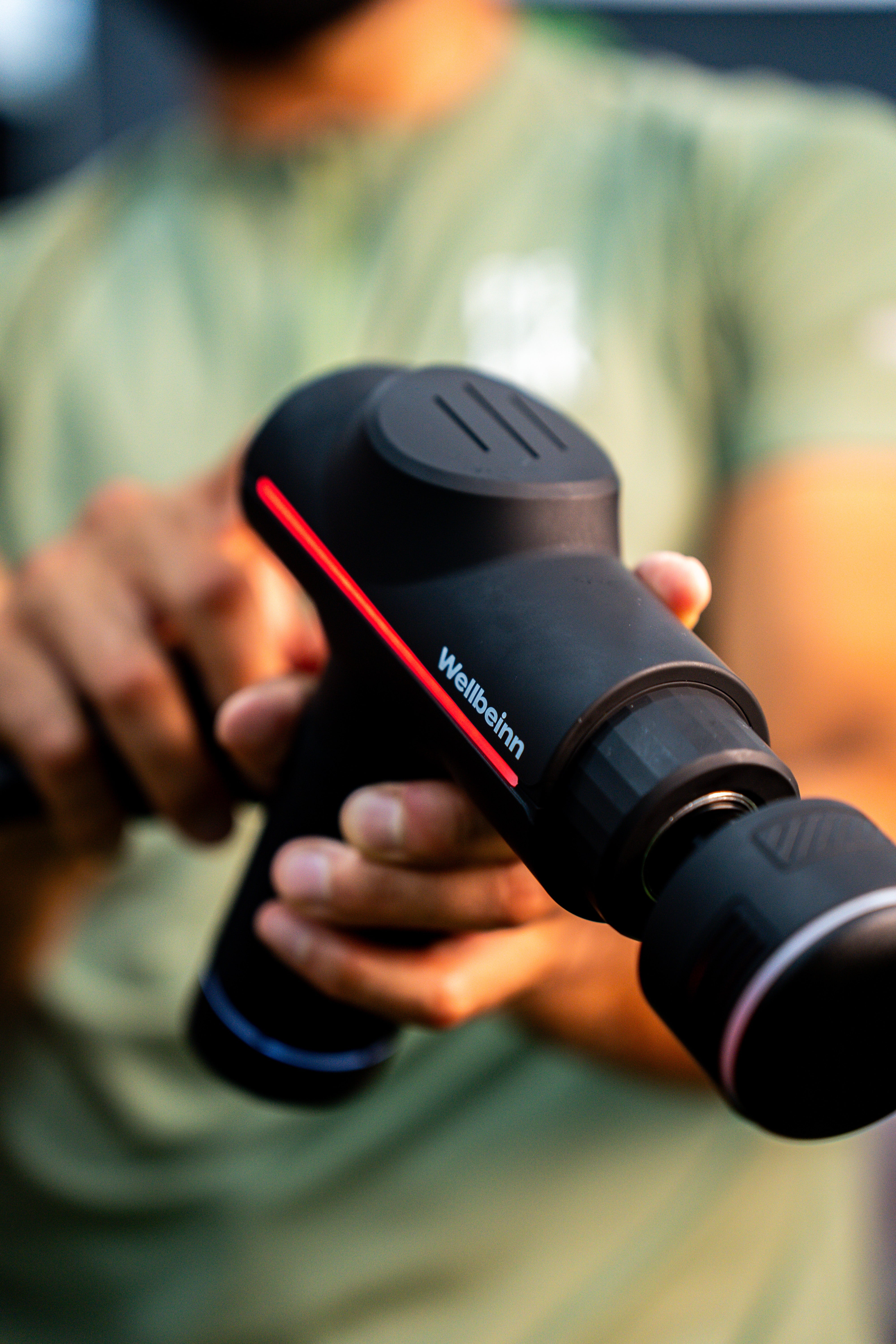 Pistola massaggiante Wellbeinn BE IN 02 | Con terapia del freddo e del caldo